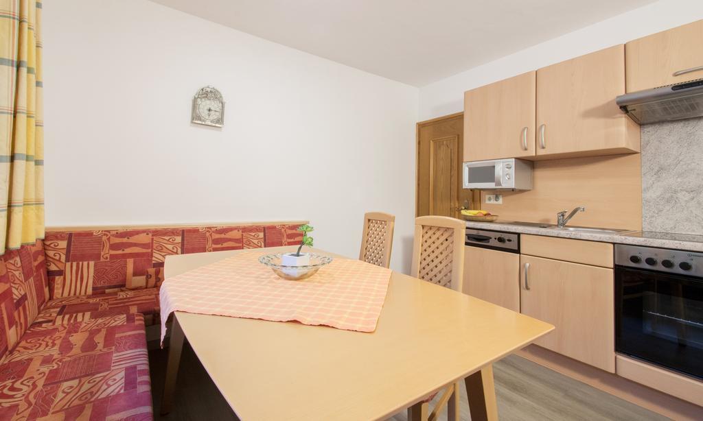 Ferienwohnung Pension Tirol Bichlbach Exterior foto